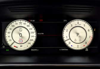 Подержанный автомобиль Land Rover Range Rover 2021 года (13 фото)