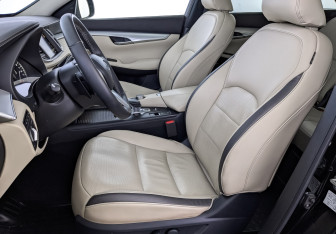 Подержанный автомобиль Infiniti QX50 2021 года (20 фото)