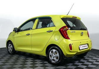 Подержанный автомобиль Kia Picanto 2011 года (7 фото)