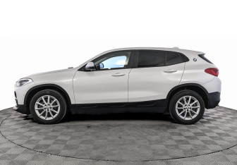 Подержанный автомобиль BMW X2 2019 года (8 фото)