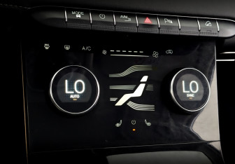 Подержанный автомобиль Exeed LX 2022 года (27 фото)