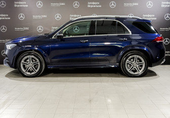 Подержанный автомобиль Mercedes-Benz GLE 2021 года (8 фото)
