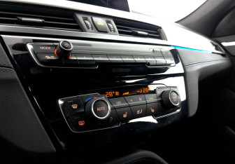 Подержанный автомобиль BMW X2 2020 года (26 фото)