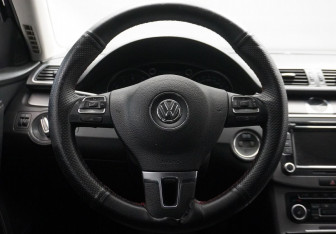 Подержанный автомобиль Volkswagen Passat Sedan 2011 года (13 фото)