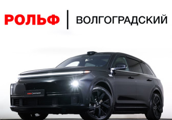 Подержанный автомобиль LiXiang L7 2023 года (32 фото)