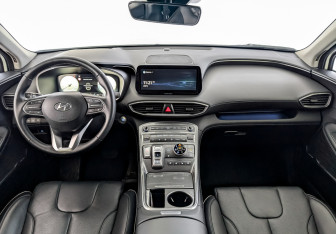 Подержанный автомобиль Hyundai Santa Fe 2021 года (14 фото)