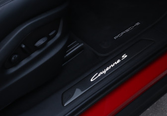 Новый Porsche Cayenne 2025 (23 фото)