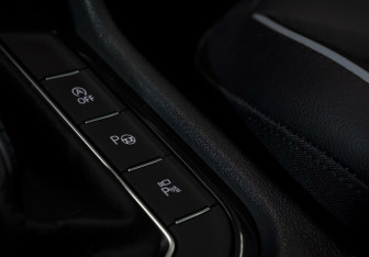 Подержанный автомобиль Volkswagen Tiguan 2021 года (11 фото)