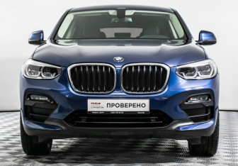 Подержанный автомобиль BMW X4 2021 года (2 фото)