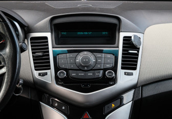 Подержанный автомобиль Chevrolet Cruze Sedan 2012 года (10 фото)