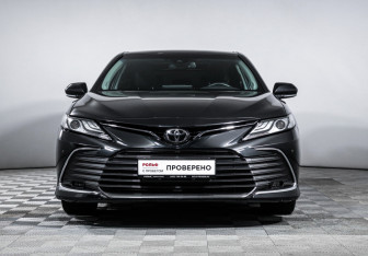 Подержанный автомобиль Toyota Camry Sedan 2023 года (2 фото)