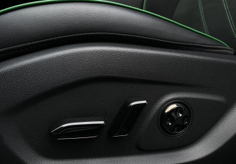 Подержанный автомобиль Voyah Free 2025 года (21 фото)