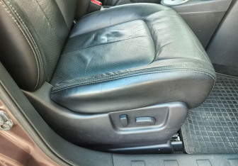 Подержанный автомобиль Nissan X-Trail 2008 года (13 фото)