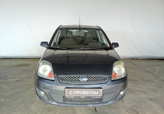 Подержанный автомобиль Ford Fiesta Hatchback 2008 года (2 фото)