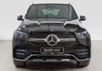 Подержанный автомобиль Mercedes-Benz GLE 2021 года (2 фото)