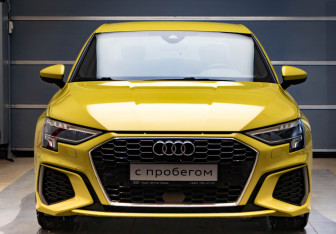 Подержанный автомобиль Audi A3 Sedan 2021 года (2 фото)