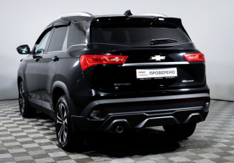 Подержанный автомобиль Chevrolet Captiva 2022 года (7 фото)