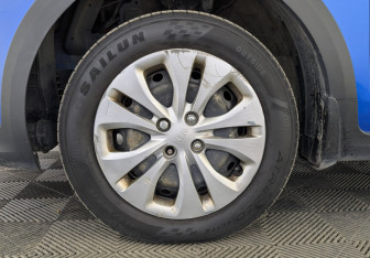 Подержанный автомобиль Kia Rio Hatchback 2019 года (12 фото)