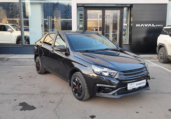 Подержанный автомобиль LADA (ВАЗ) Vesta Sedan 2017 года (3 фото)