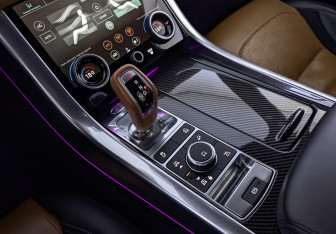 Подержанный автомобиль Land Rover Range Rover Sport 2020 года (29 фото)