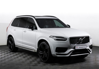 Подержанный автомобиль Volvo XC90 2019 года (3 фото)
