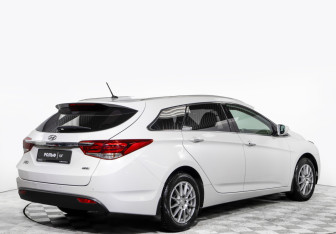Подержанный автомобиль Hyundai i40 Wagon 2017 года (4 фото)