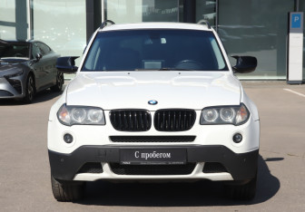Подержанный автомобиль BMW X3 2009 года (2 фото)