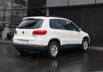Подержанный автомобиль Volkswagen Tiguan 2012 года (4 фото)