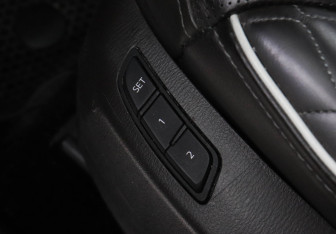 Подержанный автомобиль Mazda CX-9 2022 года (23 фото)