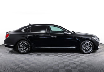 Подержанный автомобиль Kia K900 2020 года (4 фото)