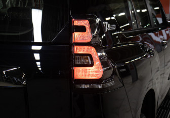 Новый Toyota Land Cruiser Prado 2022 (28 фото)