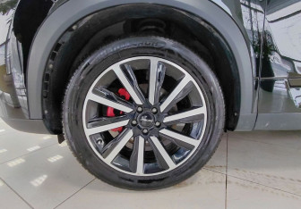 Подержанный автомобиль Jaecoo J7 2023 года (20 фото)