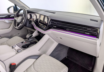 Подержанный автомобиль Volkswagen Touareg 2022 года (11 фото)