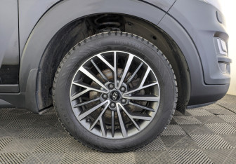 Подержанный автомобиль Hyundai Tucson 2020 года (12 фото)