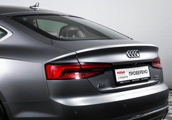Подержанный автомобиль Audi A5 Liftback 2016 года (16 фото)