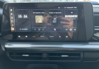 Подержанный автомобиль Haval H3 2024 года (16 фото)