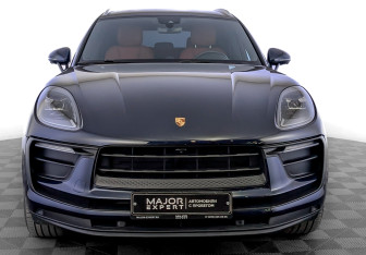 Подержанный автомобиль Porsche Macan 2021 года (2 фото)