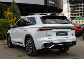 Подержанный автомобиль Geely Monjaro 2024 года (5 фото)