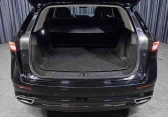 Подержанный автомобиль Jaecoo J8 2024 года (10 фото)