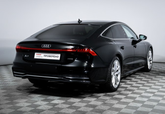 Подержанный автомобиль Audi A7 2021 года (5 фото)