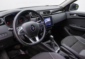Подержанный автомобиль Renault Arkana 2020 года (9 фото)
