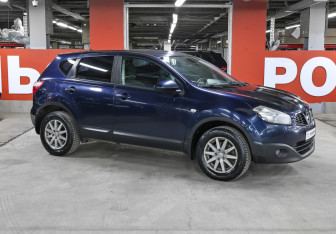 Подержанный автомобиль Nissan Qashqai 2012 года (3 фото)