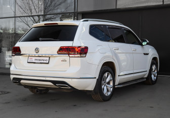 Подержанный автомобиль Volkswagen Teramont 2018 года (4 фото)