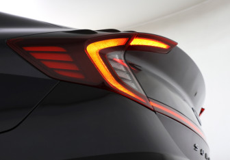 Подержанный автомобиль Hyundai Sonata 2023 года (24 фото)