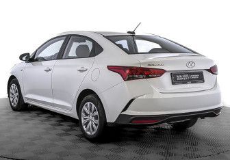 Подержанный автомобиль Hyundai Solaris Sedan 2021 года (7 фото)