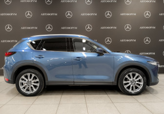 Подержанный автомобиль Mazda CX-5 2020 года (4 фото)