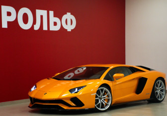 Подержанный автомобиль Lamborghini Aventador Coupe 2017 года (51 фото)