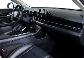 Подержанный автомобиль FAW Bestune B70 2023 года (10 фото)