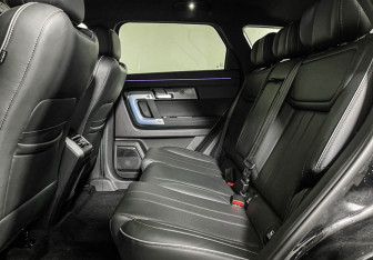 Подержанный автомобиль Jaecoo J7 2024 года (10 фото)