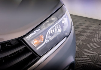 Подержанный автомобиль LADA (ВАЗ) Vesta Wagon 2021 года (17 фото)